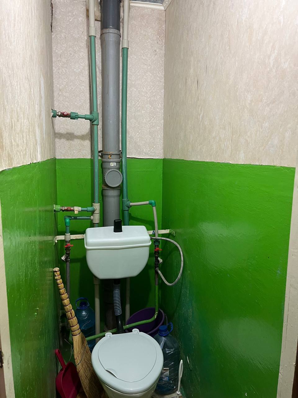 62 пр-т перемоги,Харьковская область,1 Комната Комнат,1 ВаннаяВанных комнат,Житлова нерухомість,пр-т перемоги,9,1303