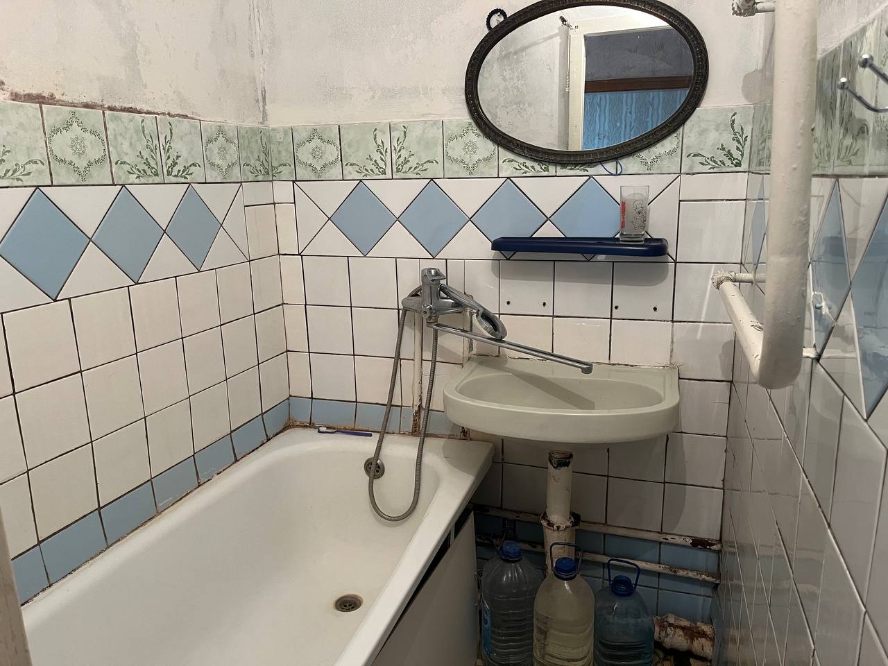 62 пр-т перемоги,Харьковская область,1 Комната Комнат,1 ВаннаяВанных комнат,Житлова нерухомість,пр-т перемоги,9,1303