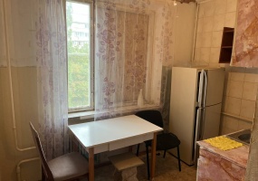 62 пр-т перемоги,Харьковская область,1 Комната Комнат,1 ВаннаяВанных комнат,Житлова нерухомість,пр-т перемоги,9,1303